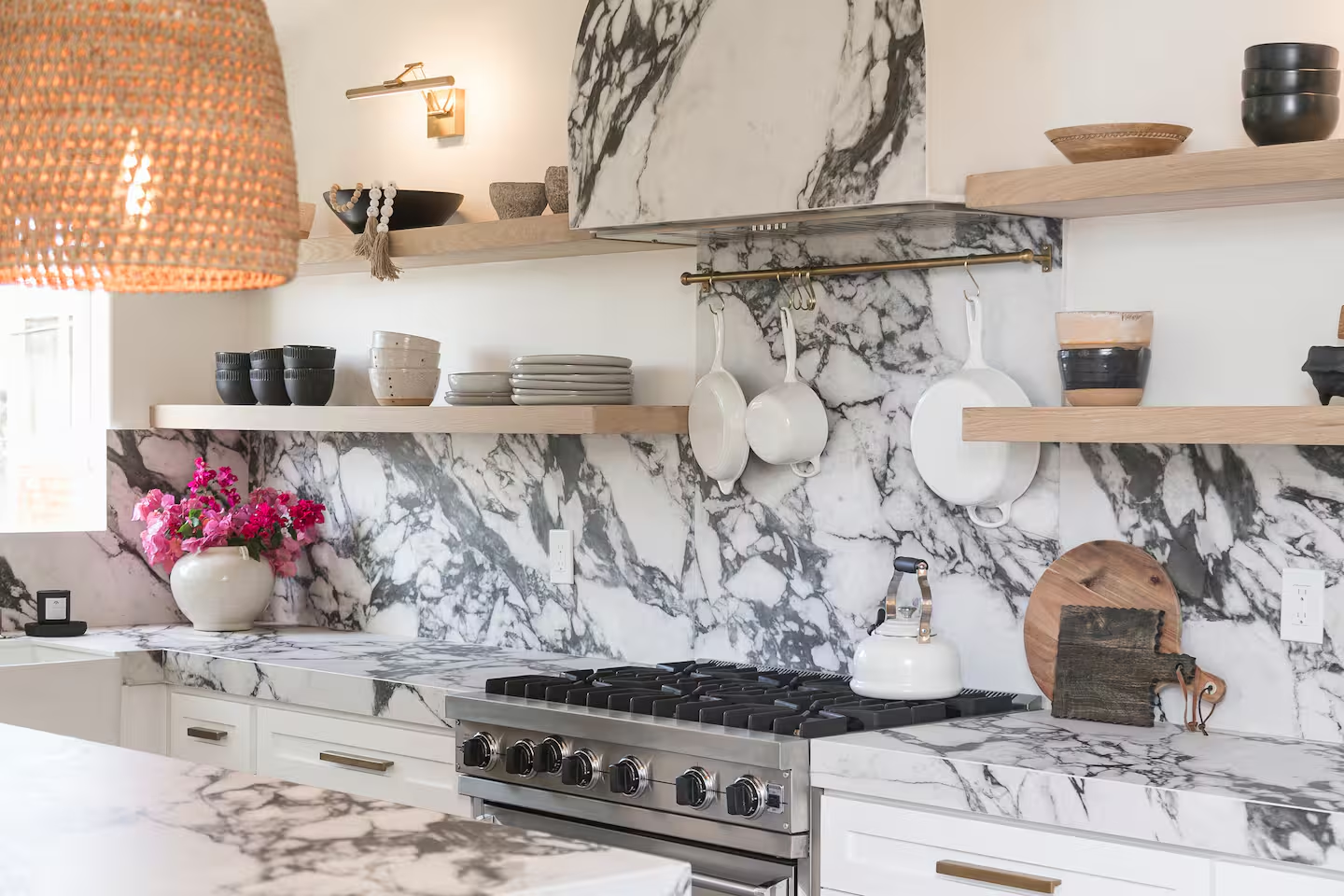 Chestnut By the Sea full kitchen photo 6